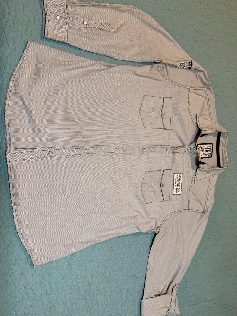 BKE Men’s Vintage Light Gray Stripe Snap-Front  Casual Shirt